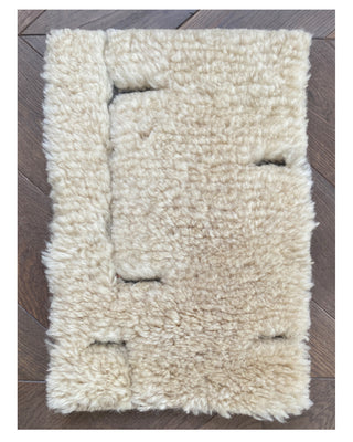 The Alaska Rug | White